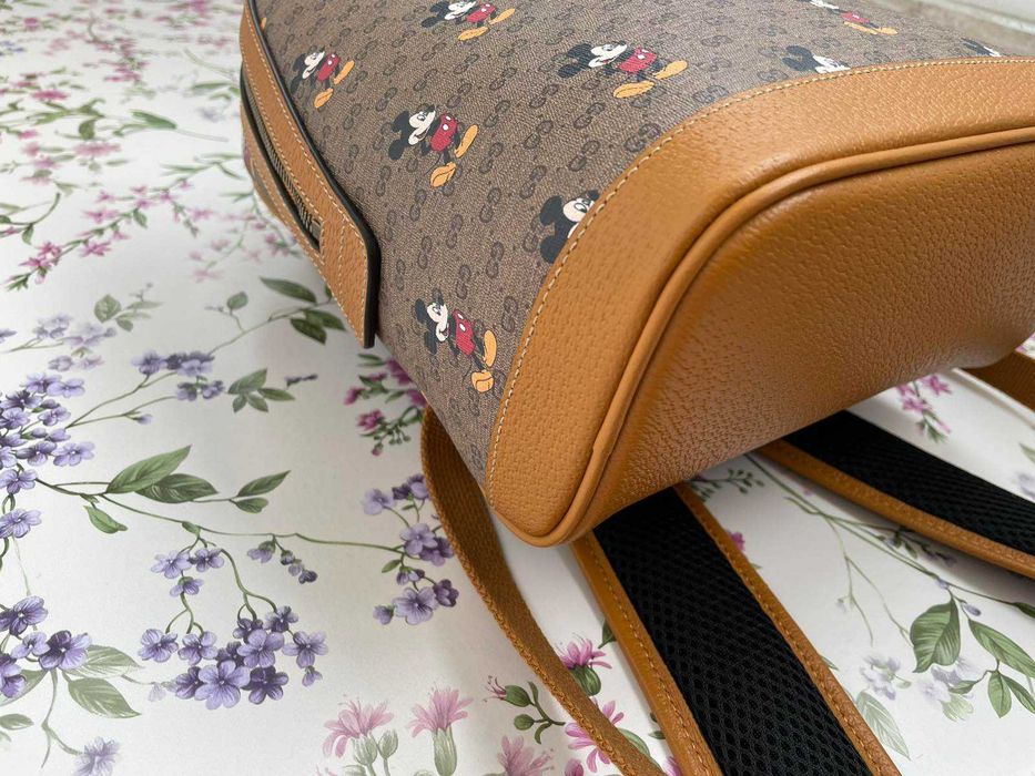 Оригинална Gucci Раница Limited Edition Gucci x Disney Mickey Mouse Гучи Кафяв Supreme Canvas