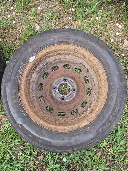 vanzare 5 anvelope 165/70R14 81T Rovelo de vara