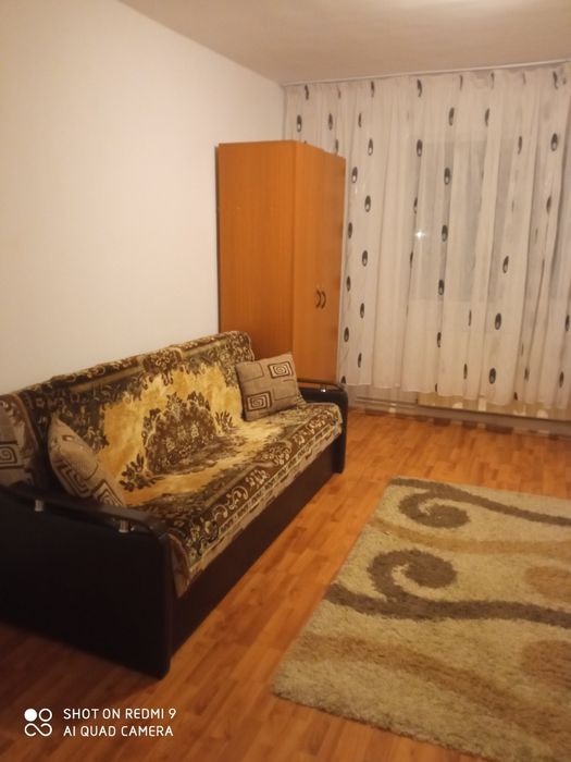 Închiriez garsonieră