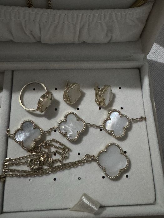 Серьги золотые 585
