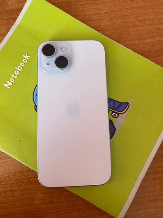 Айфон 15 на гараинтие