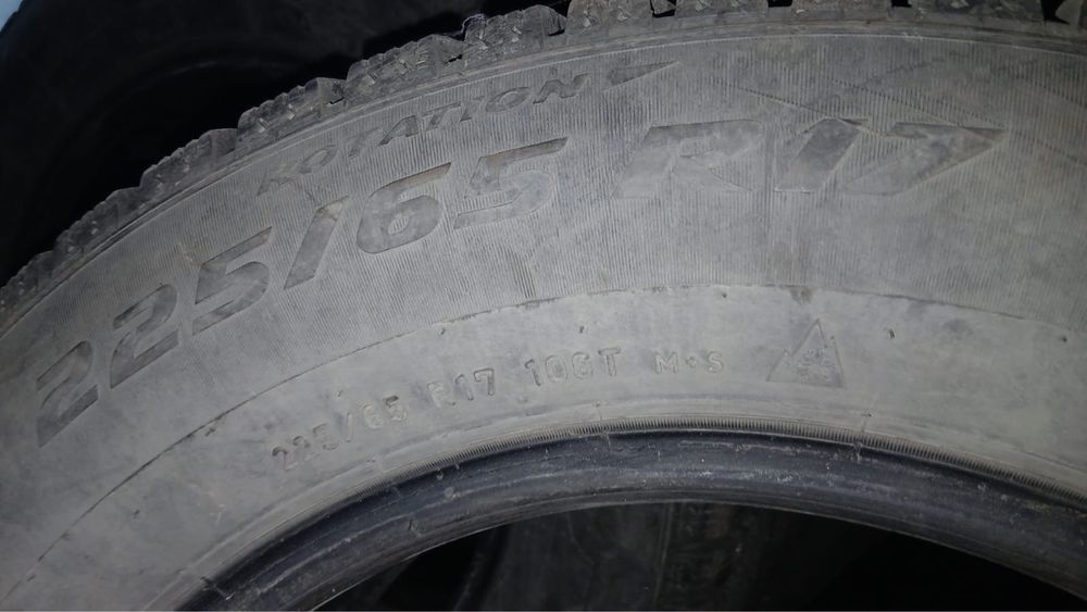 Pirelli 225/65/17