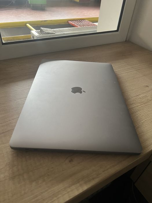 MacBook Pro 16" 2019 | i7 | 16GB RAM | 512GB SSD