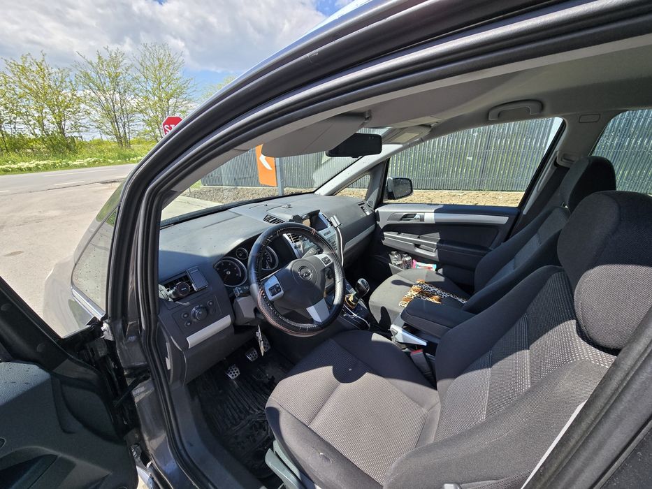 Opel Zafira B OPC Line 1.7 CDTI 125CP – întreținută exemplar, km reali, dotări, masina personală
