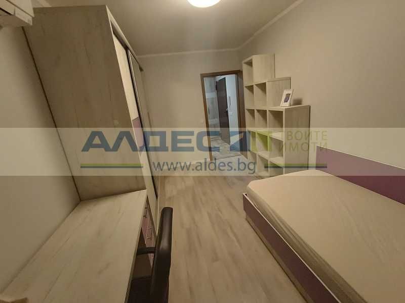 Дава се под наем Четиристаен апартамент в София, Младост 3 - 130 кв.м за 1275 € - Снимка #8