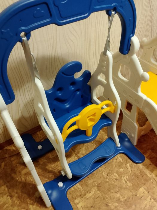 Продам детскую качелю-горку