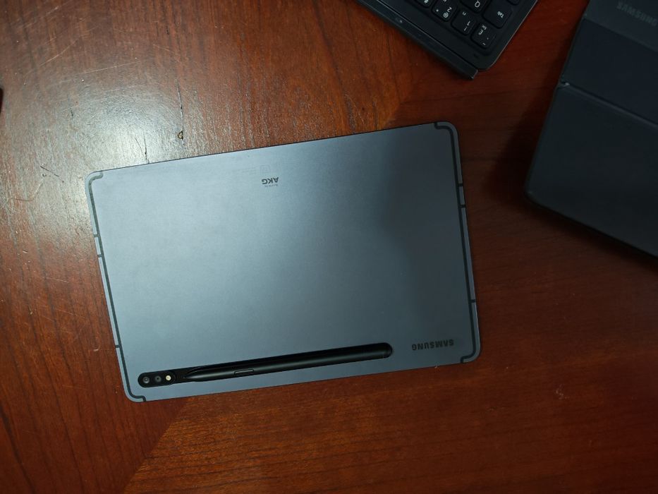 Продаю планшет Samsung galaxy tab s 7