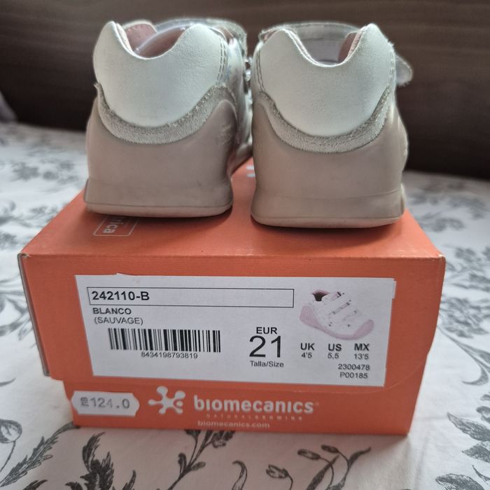 Обувки Биомеханикс 21 номер