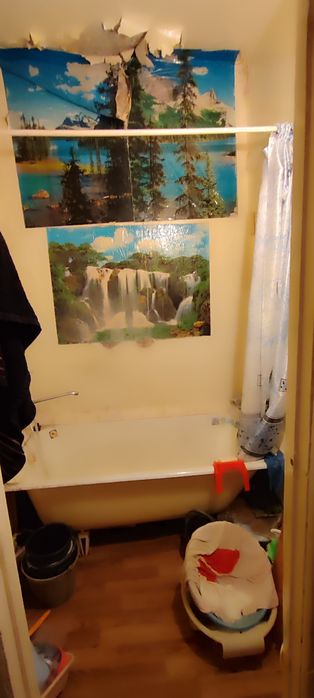 Продажа Юнусабад- 6 2/1/4 под офис магазин 1 линия вдоль дороги 55м