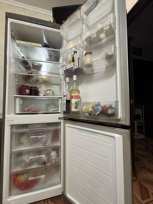 Продается холодильник