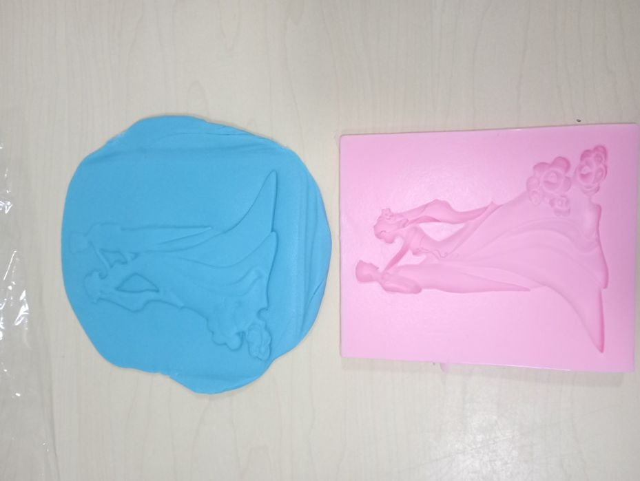 Чисто нови силиконови молдове