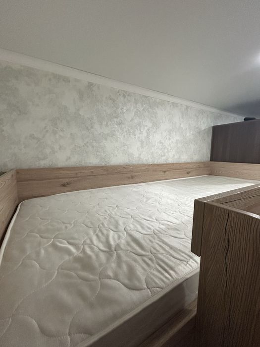 Продам двухъярусную кровать