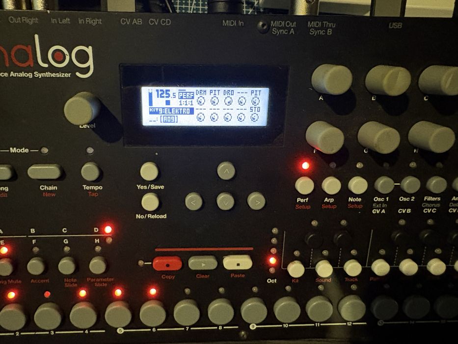 Elektron Analog Four mk1