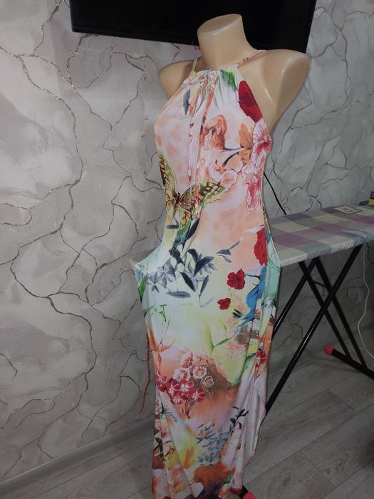 Женские платья разные