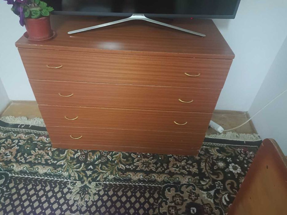 Мебель для спальни. Цена договорная