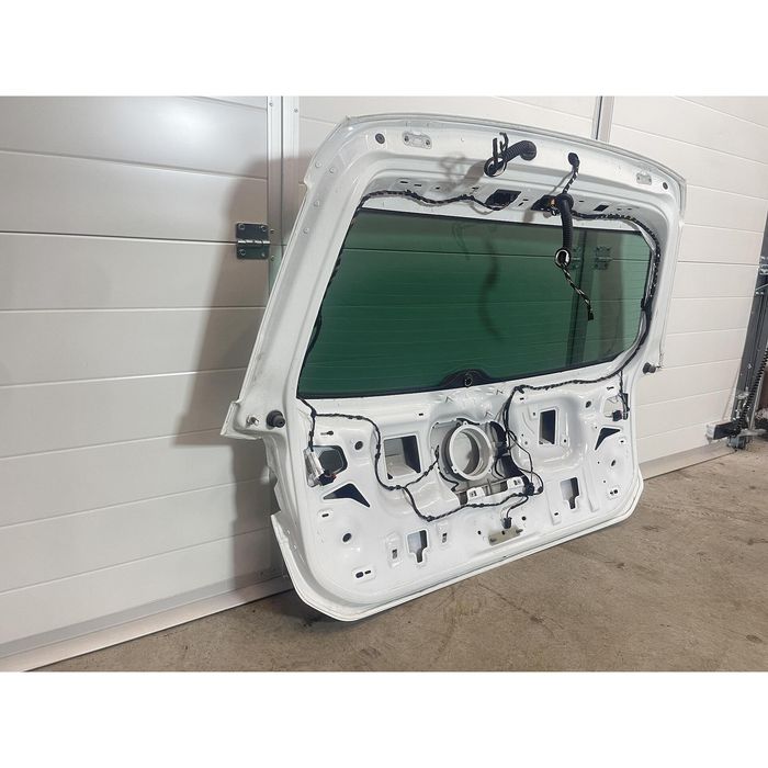 Заден капак за vw passat b8 avant - 3g9827025