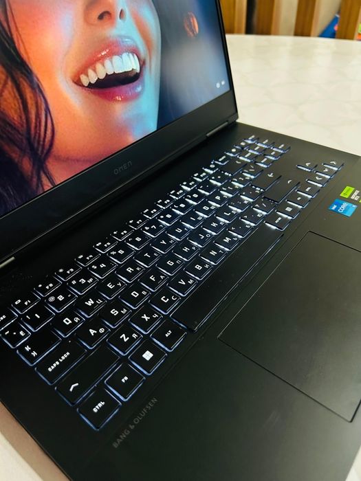 HP Omen 16 на RTX 4050 и i5-13420H