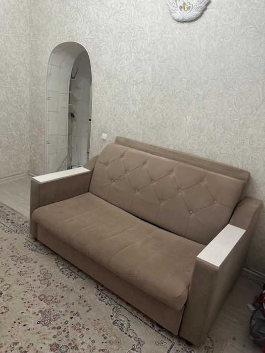 диван в гостиную