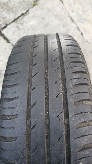 4 jante Renaul Symbol+CauciucuriContinetal  de vara+ jante tabla  in 4 prezoane175/65 R14 82 T