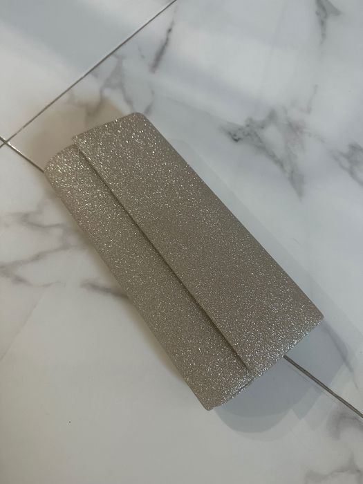 Официални рокли!!!