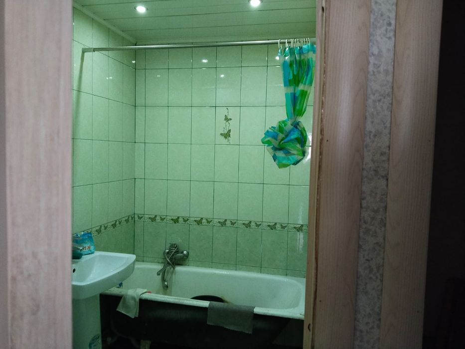 продам квартиру трёхкомнатную