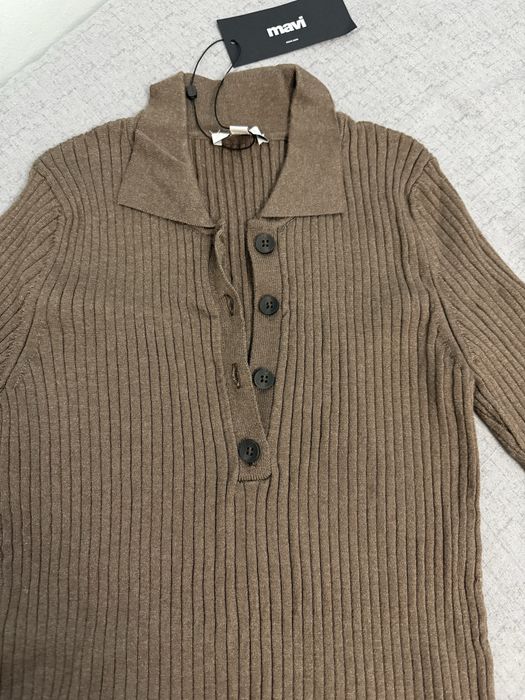 Продается кофта Mavi