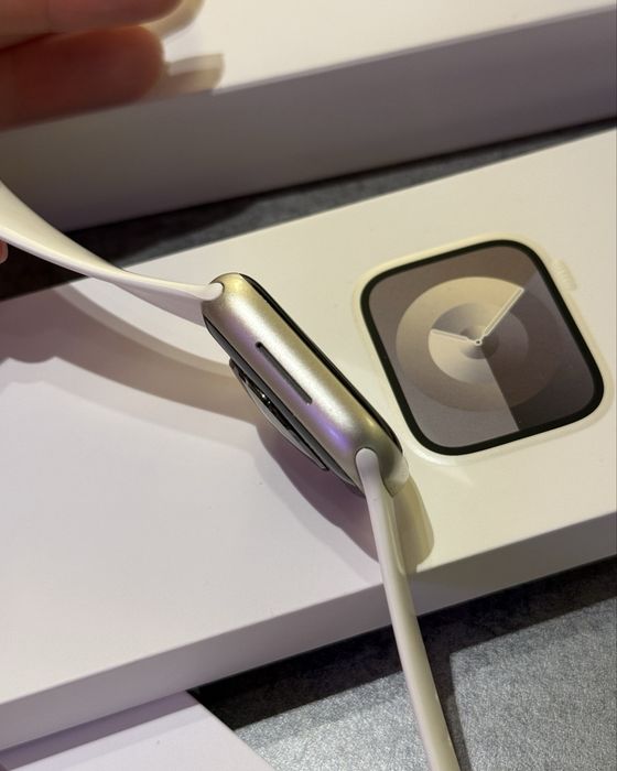 Apple Watch Series 9, 41 мм, Starlight