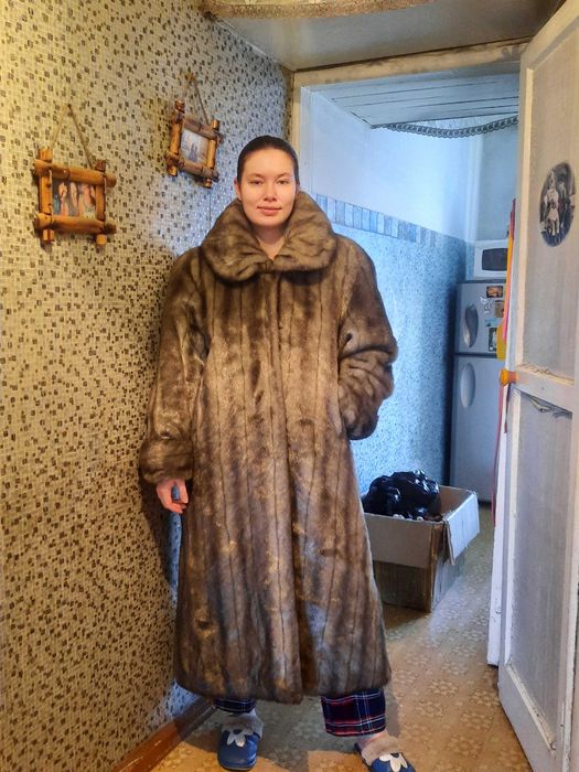 Продам шубу искусственную