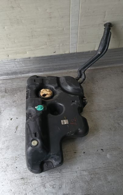 Rezervor  combustibil 172029062R / 8200698727 Dacia Duster prima gene