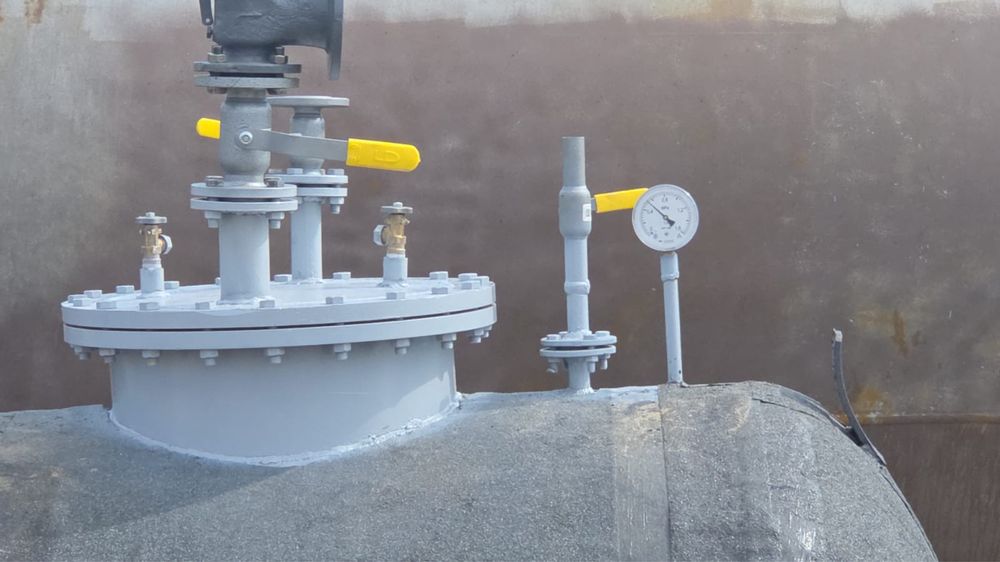 Газгольдер,емкости под газ.