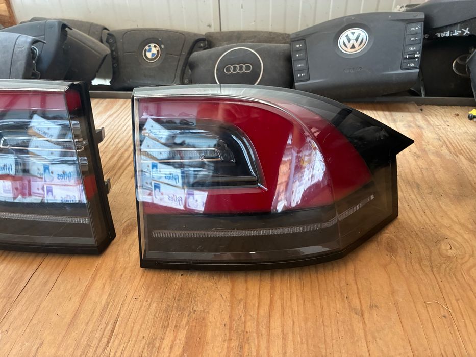 Стоп. Стопове. За Tesla X. 18R. 1034334- 00-A. 1034335-00-A. Оригинални.