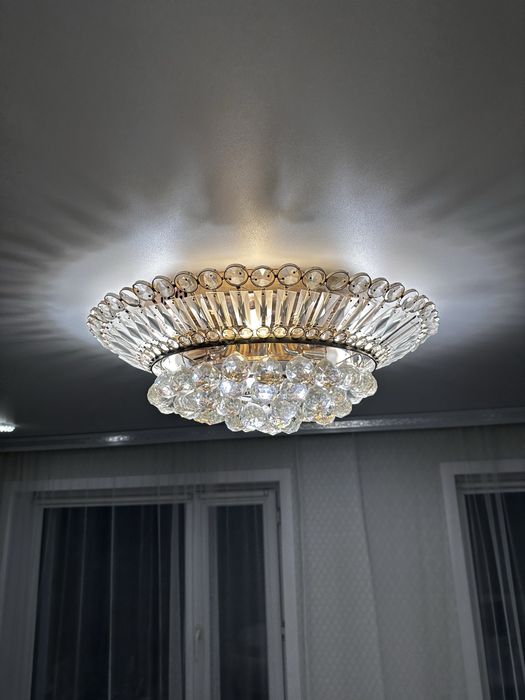 Люстра потолочная - 7 лампочная