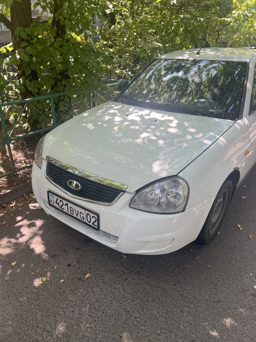 LADA priora седан