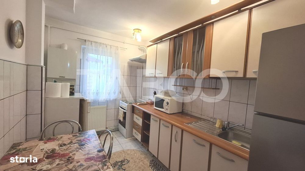 Apartament 3 camere de vanzare decomandat 58 mp zona Valea Aurie Sibiu — fotografia 3