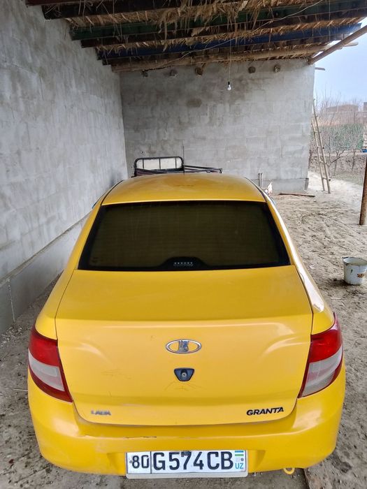 Лада гранта сотилади бухорода