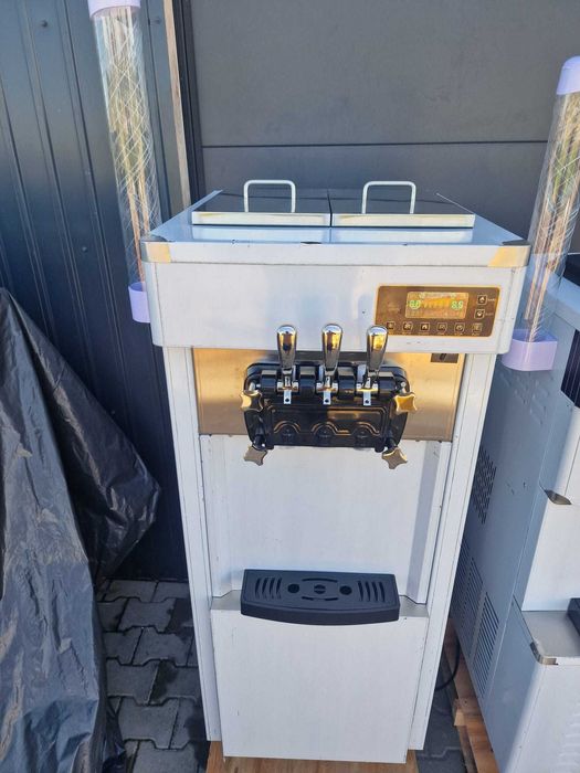 Masina de inghetata profesionala cu 2 compresoare tecumseh noi,factura