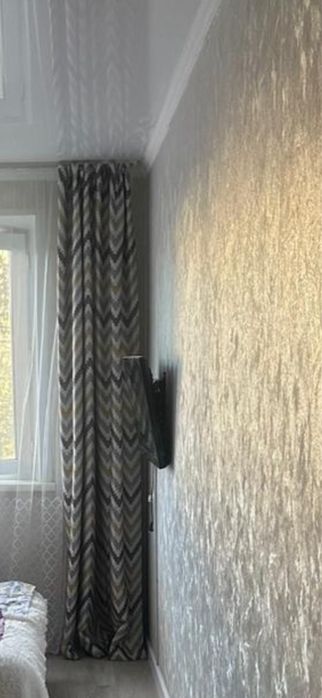 Продам шторы 5 тыс. (За две)