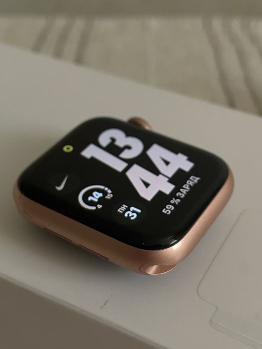 Apple watch 5 серия 40мм