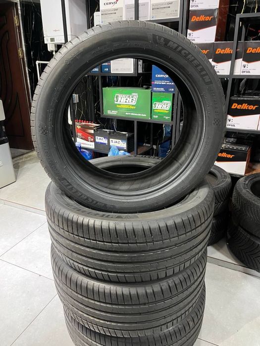 Michelin Pilot Sport 4 SUV 265/45R21 104W