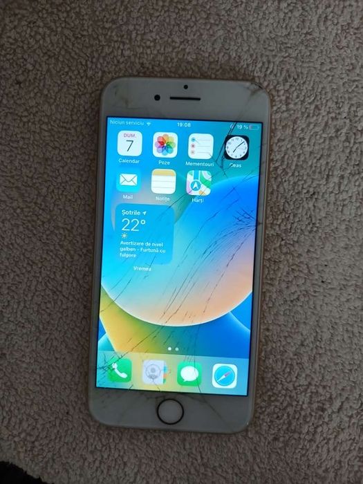 iphone 8 gold rose - Telefoane la preț mic | OLX.ro