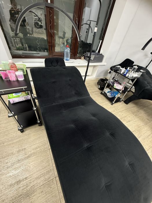 Продам 2 анатомические кушетки