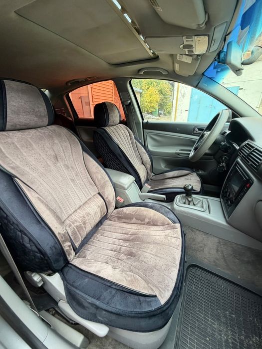В продаже Volkswagen Passat б пять