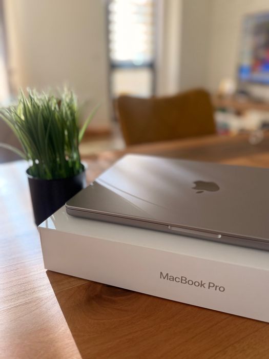 MacBook Pro 14” (2023) с Apple M3, 8 GB RAM и 1 TB SSD — миниатюра 4