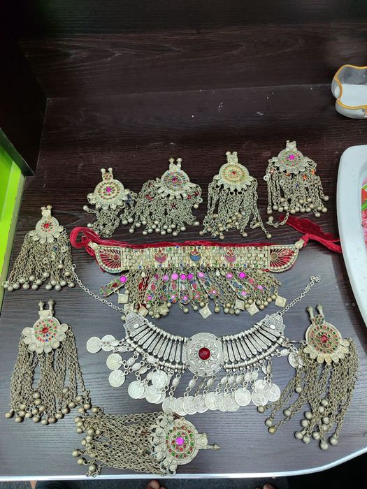 Qadimgi rangli metall