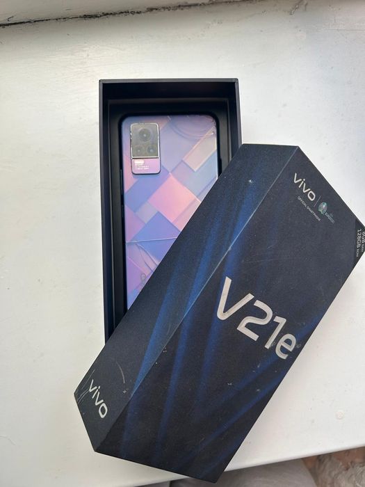vivo v21e телефон