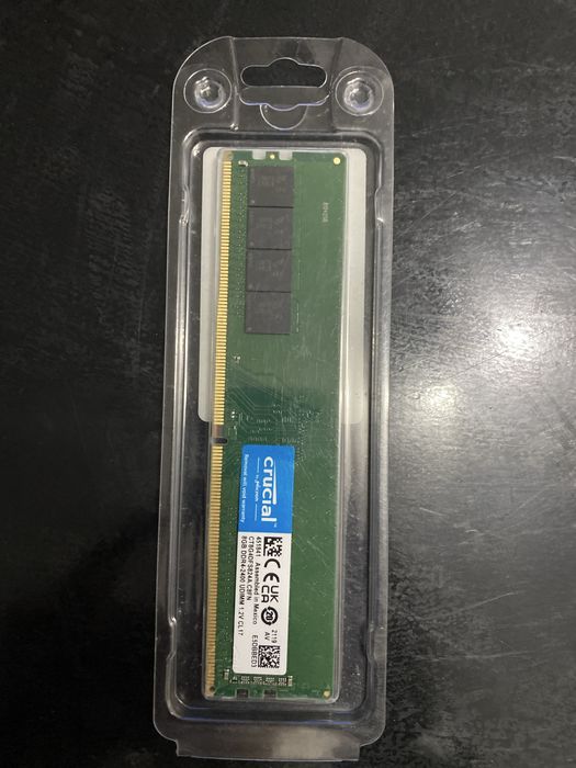 SIGILAT Memorie Crucial 8GB DDR4 2400MHz CT8G4DFS824A