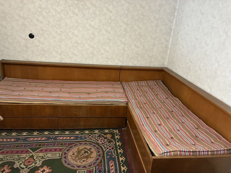 Две ъглови легла с пружини