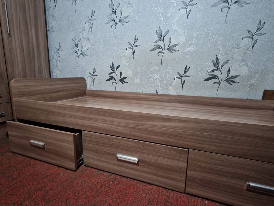 Кровать одноместная