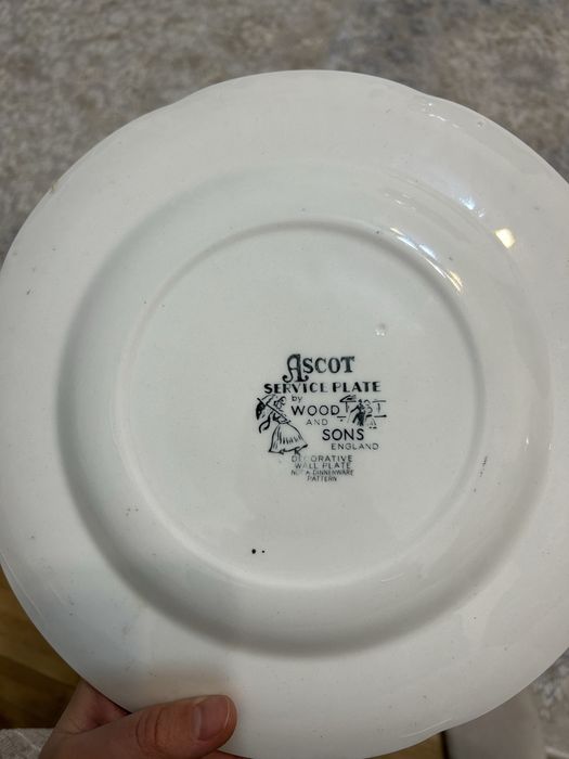 Продам винтажную тарелку