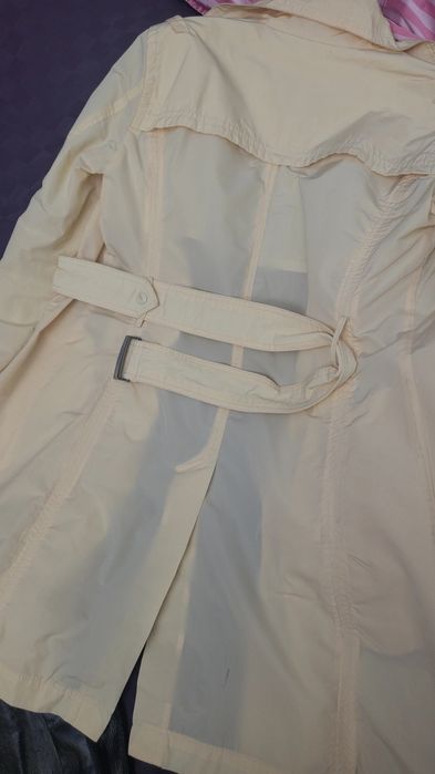 Продавам Шлифер марка GAS